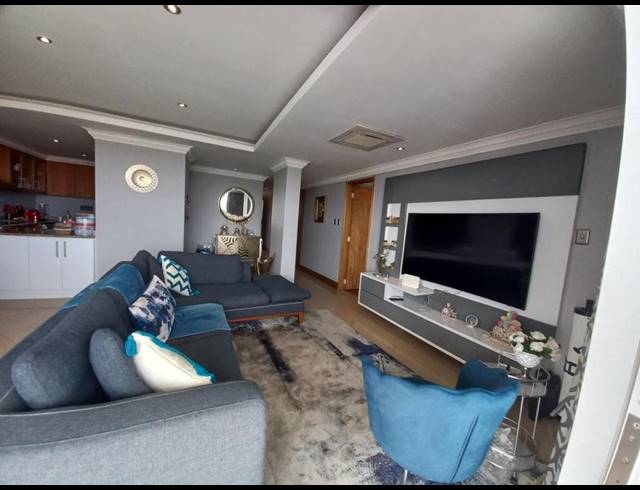 3 BEDROOM APARTMENT FOR SALE IN POINT WATERFRONT